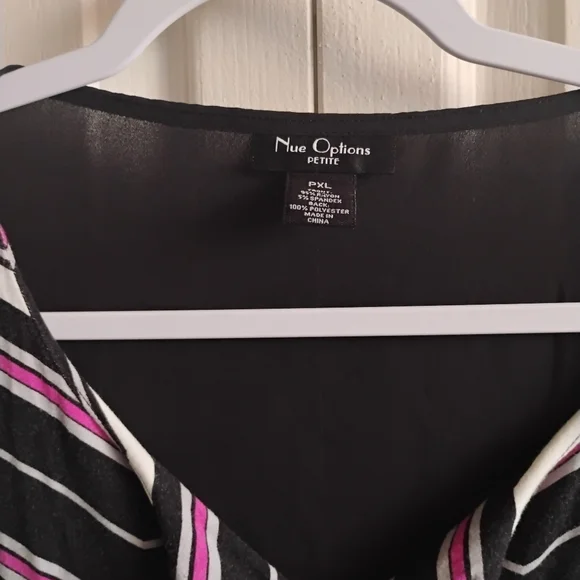 Nue Options PXL Chevron Mixed Media Vneck Blouse Black,Pink,White - Picture 4 of 8